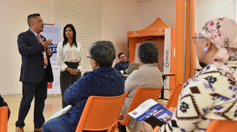 Adultos mayores pudieron activar su Cupón de Gas Licuado en diálogo ciudadano