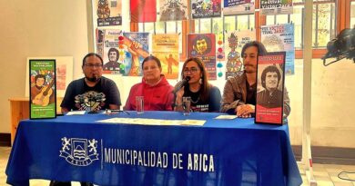 El arte se vuelve a inspirar desde el legado de Víctor Jara  Lanzan concurso de afiches del Festival Víctor Jara versión Arica 2026 “Envuélvete en mi cariño”