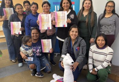 Desde casa y en aymara: entregan cuaderno viajero de salud bucal