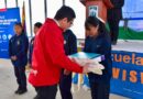 Becas TIC: Junaeb entrega los primeros computadores del año en la 1ra escuela de Chile