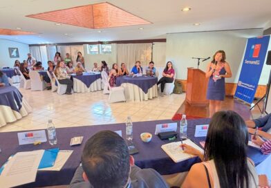 Mujeres de Arica y Parinacota presentan proyectos colectivos y dialogan con autoridades para transformar sus territorios